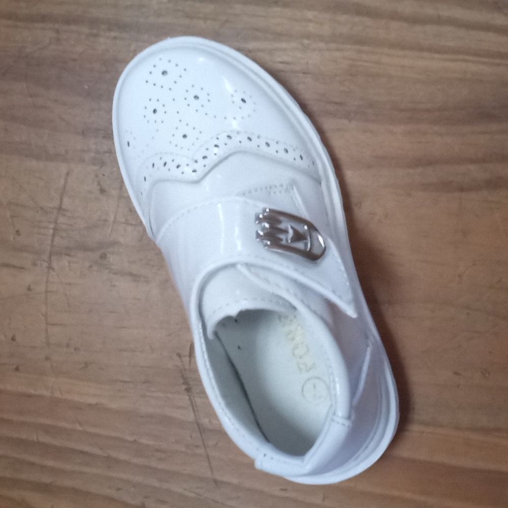 white dress shoe for boy - Picture 4 of 6